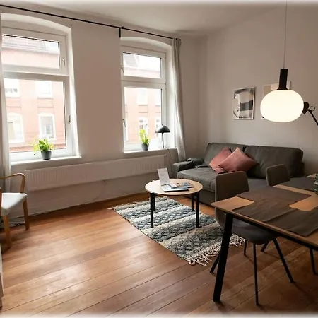 Apartament Altbaucharme! 2zimmer, Zentral Und 24h Check-in Kilonia