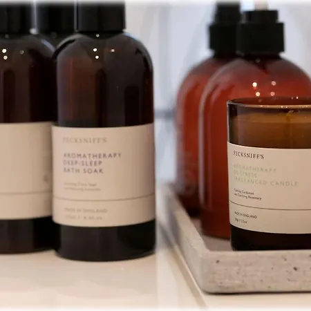 Altbaucharme! 2zimmer, Zentral Und 24h Check-in Apartament *