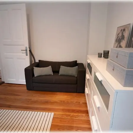 Altbaucharme! 2zimmer, Zentral Und 24h Check-in Apartament *